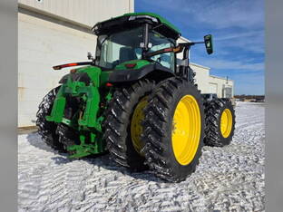 2024 John Deere 8R 370