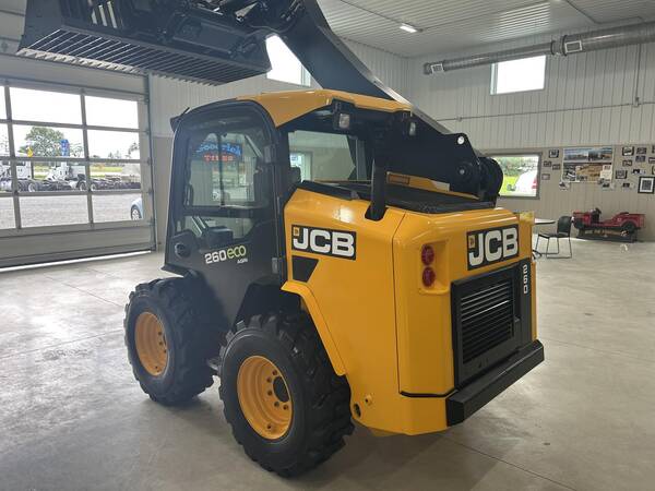 2016 JCB 260