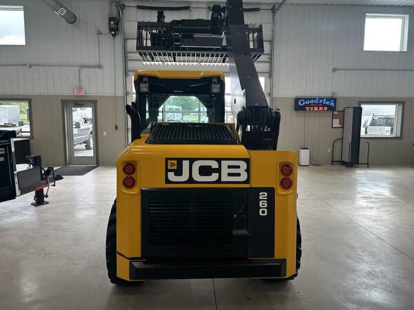2016 JCB 260