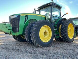 2015 John Deere 8370R