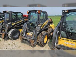 2014 New Holland L220