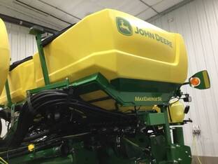 2024 John Deere 1775NT