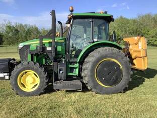 2022 John Deere 6120E