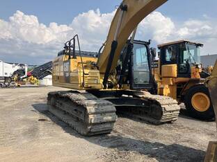 2019 Caterpillar 326F L