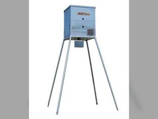 2025 ALL SEASON FEEDER 600-LB. BROADCAST FEEDER WITH SOLAR