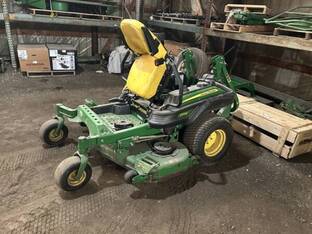 2013 John Deere Z925M