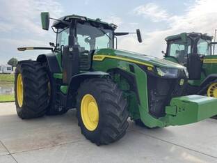 2023 John Deere 8R 370
