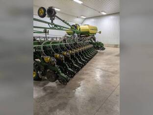 2014 John Deere DB60