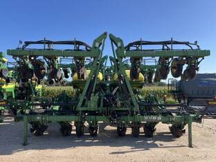 2010 John Deere DR12X