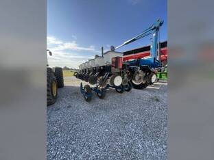 Kinze 3500