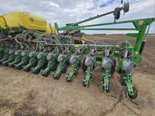 2025 John Deere DB44