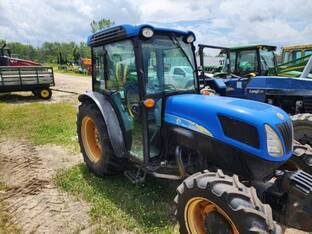 2010 New Holland T4040