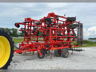 2015 Kuhn Krause 5835