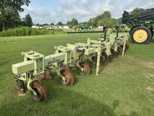 2013 Orthman 8385 8Row 38