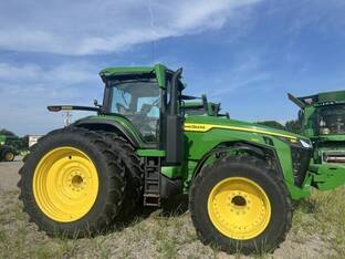 2023 John Deere 8R 340