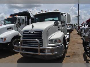2015 Mack PINNACLE CXU613