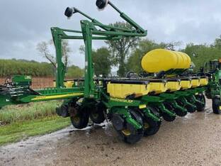 2013 John Deere 1770NT
