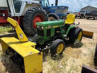 John Deere 650