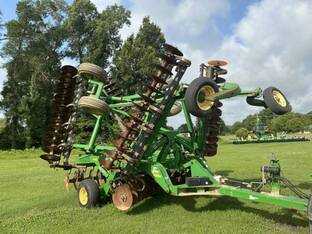 2013 John Deere 2623