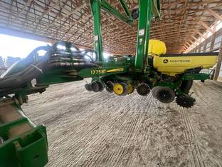 2018 John Deere 1775NT