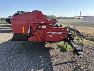 2021 Hiniker 5620