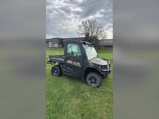 2022 John Deere GATOR XUV 835M