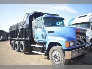 2001 Mack CH613