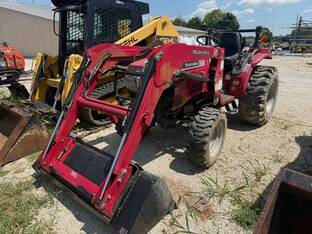 2015 Mahindra 3016 4WD Shuttle