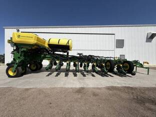 2023 John Deere 1775NT