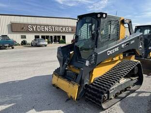 2023 John Deere 331G