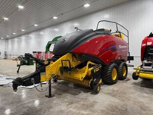 2022 New Holland BIG BALER 330