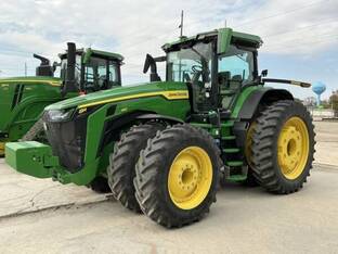 2023 John Deere 8R 410