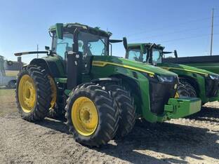 2023 John Deere 8R 410