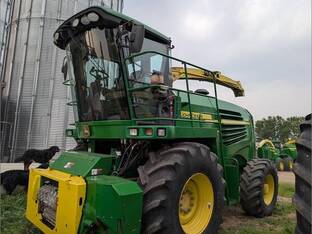 2008 John Deere 7250