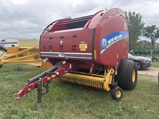 2014 New Holland ROLL-BELT 560