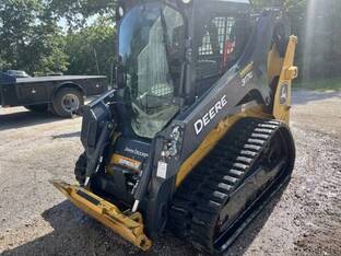 2023 John Deere 317G