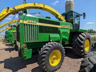 2001 John Deere 6950