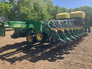 2025 John Deere DB60