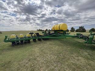 2020 John Deere 1775NT