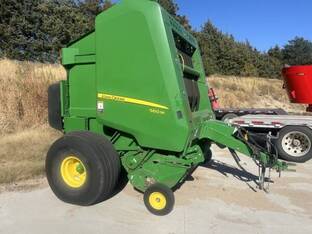 2020 John Deere 560M