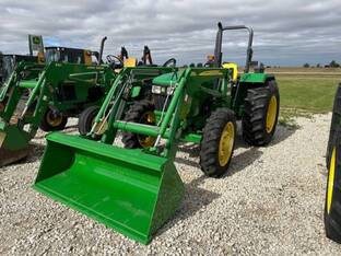 2011 John Deere 5065E