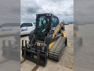 2022 New Holland C337