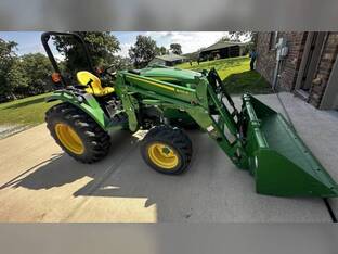 2023 John Deere 4052M