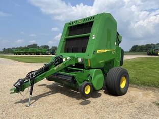 2024 John Deere 561R