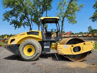 2017 BOMAG BW 211 D-50