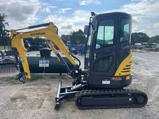 2025 New Holland E26B