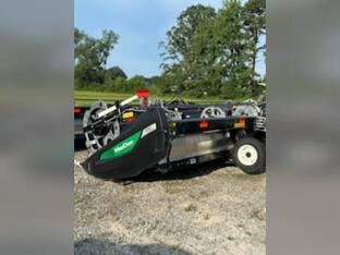 2023 MacDon Industries FD240