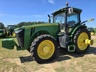 2020 John Deere 8270R
