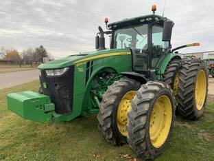 2017 John Deere 8370R