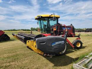 2014 New Holland SPEEDROWER 200